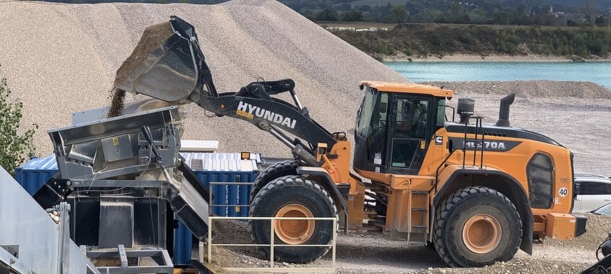 HL970A wheel loader takes up residence at the Dannenmuller stone quarry
